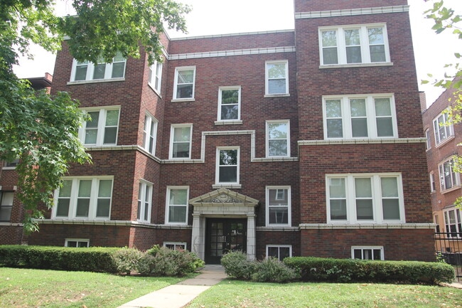 Building Photo - 714 Limit Ave