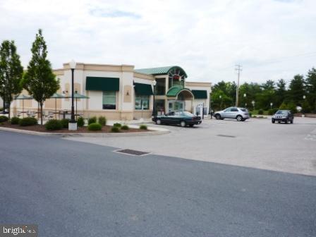 Building Photo - 639 Richmond Dr
