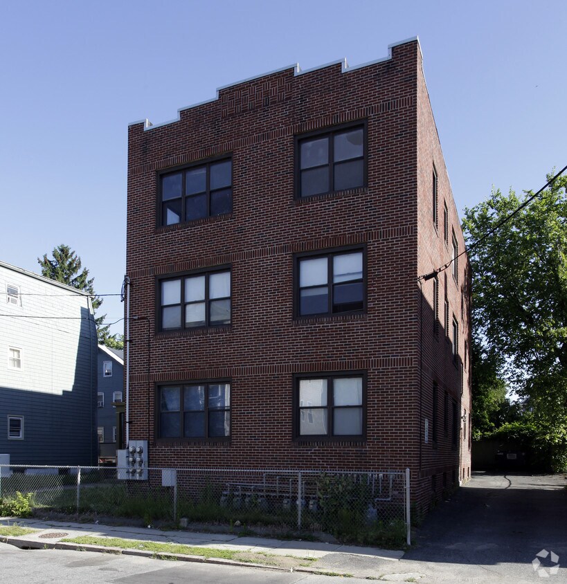 Building Photo - 53-55 Dartmouth Ave
