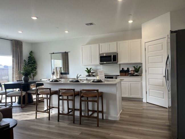 Foto del edificio - 1085 Silverado Wy