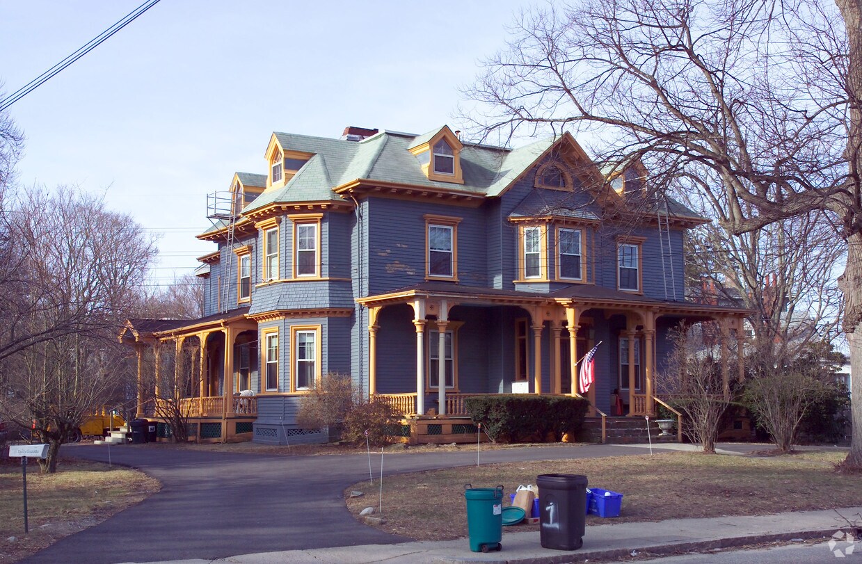 Primary Photo - 46 Harrison Ave