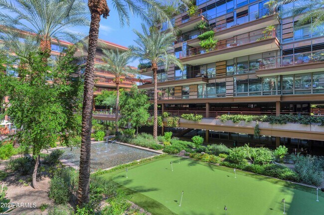 Foto del edificio - 7117 E Rancho Vista Dr