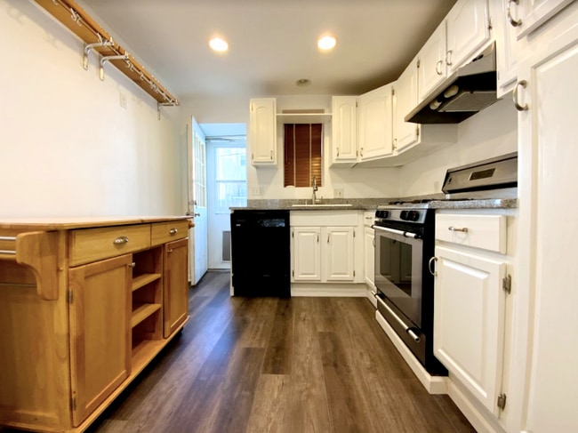 Kitchen - 2312 S Colorado St