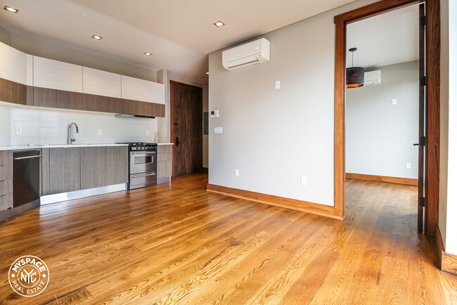 Foto del edificio - 865 Willoughby Ave