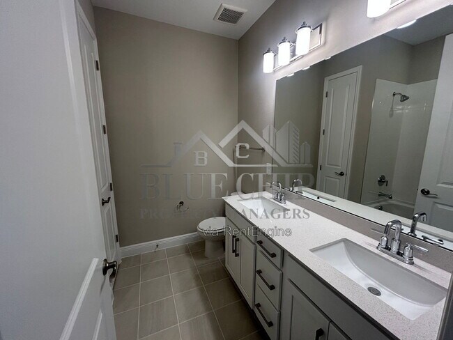 Building Photo - 1008 British Cir