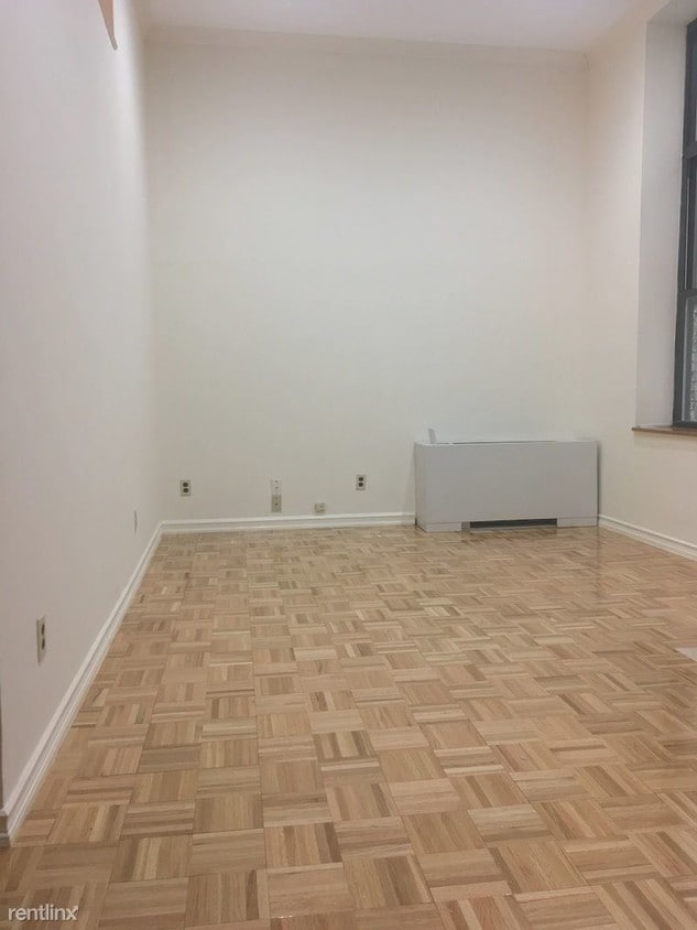 Building Photo - 312 W 92nd St