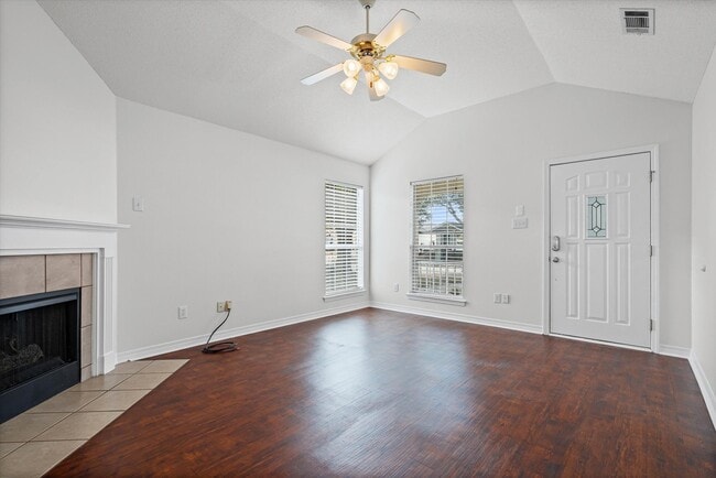 Building Photo - 605 Westchase Ct S