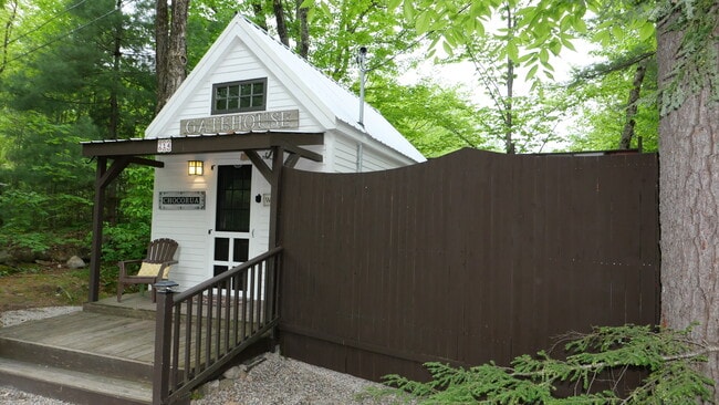 Building Photo - 214 Page Hill Rd