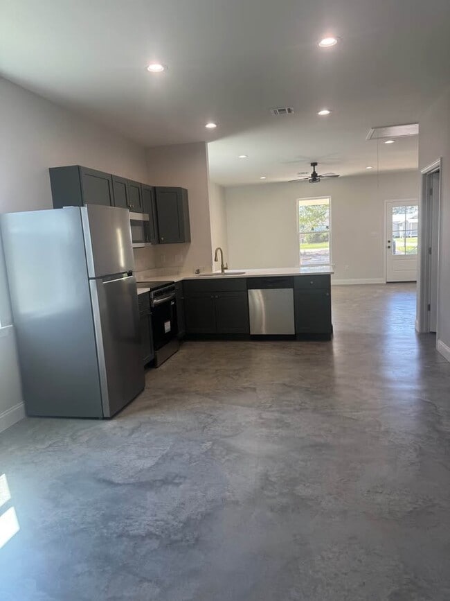 Foto del edificio - 270 N 3rd St