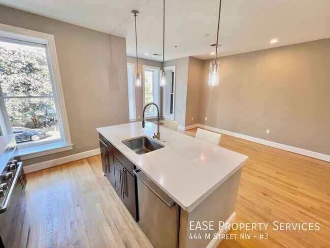 Foto del edificio - 444 M St NW