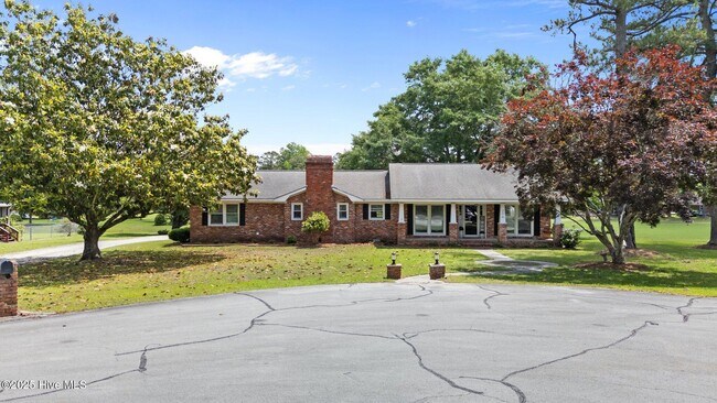 Foto del edificio - 206 Brentwood Ct