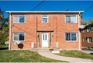 Building Photo - 3926 E Gatewood Ln