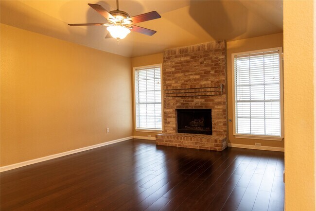 Foto del edificio - 22843 Powell House Ln