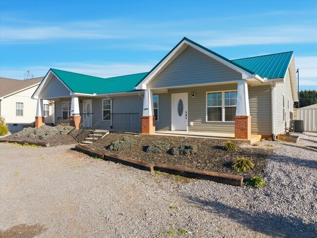 Foto del edificio - 1912 Laurel Ln