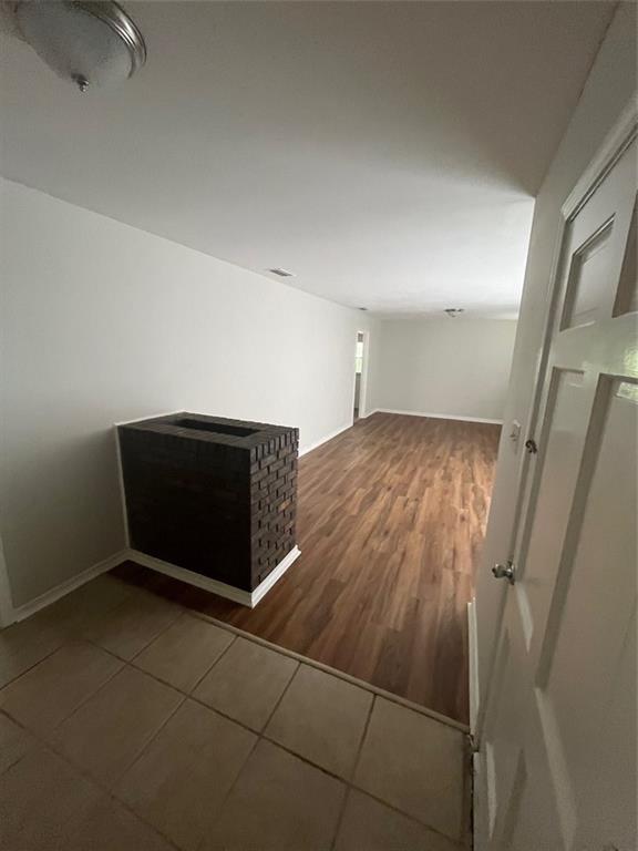 Foto del edificio - 6350-6352 Gilbert Dr W