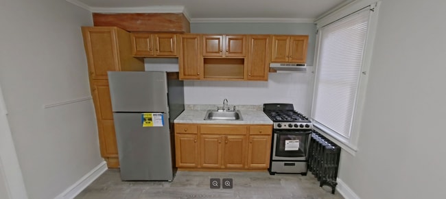 Building Photo - 6459 N 16th St