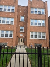 Building Photo - 4622 W Jackson Blvd