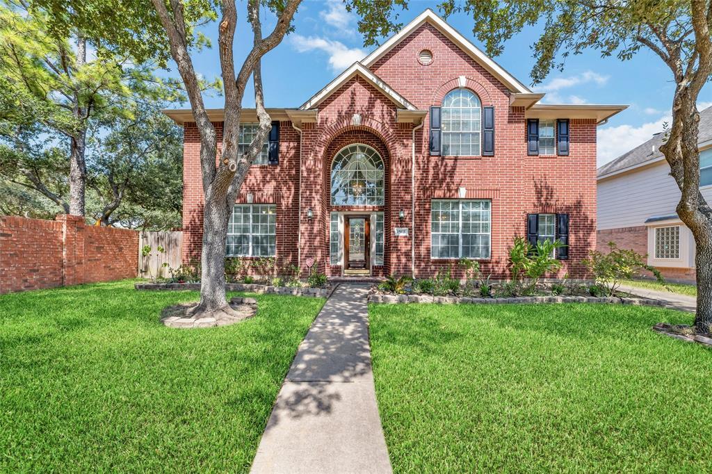 Foto principal - 15018 Cabin Run Ln