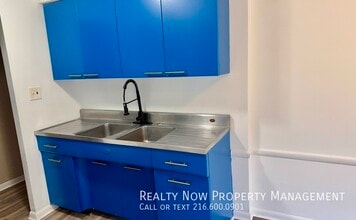 Building Photo - 2817 Noble Rd