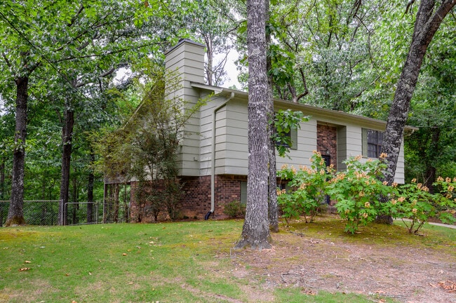 Building Photo - 3377 Cedarbrook Cir