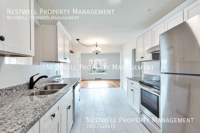 Foto del edificio - $500 OFF 1ST MONTH'S RENT - Amazing 5-bed ...