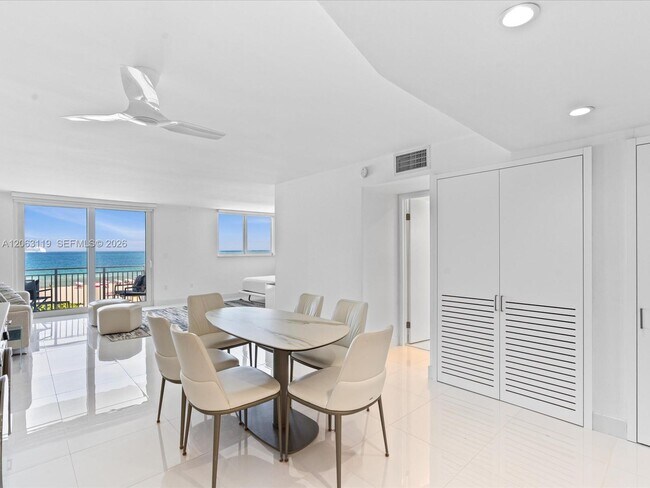 Building Photo - 345 Ocean Dr