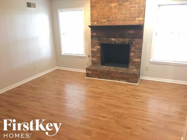 Building Photo - 3854 Waterfall Dr