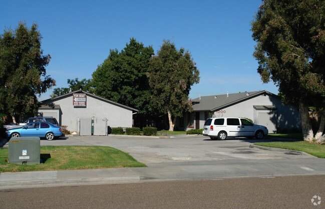 Foto del edificio - 1000 Billings St