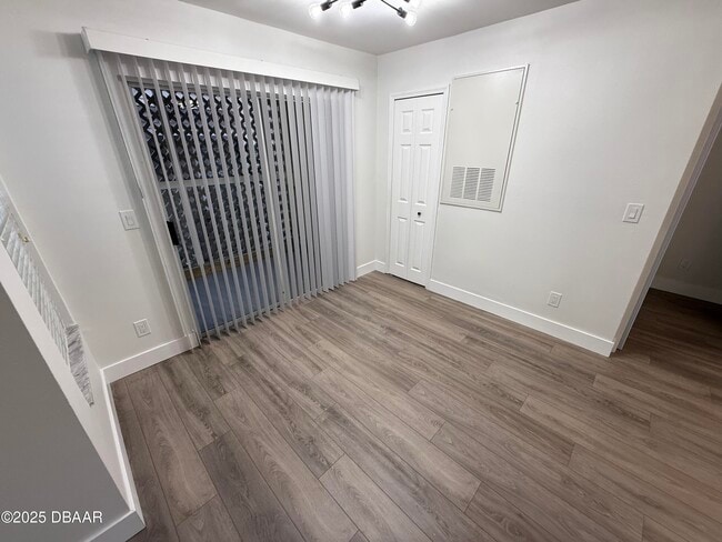 Foto del edificio - 620 Glenwood Ct