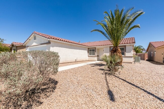 Building Photo - Beautiful 3 bedroom 2 bath home in NLV!