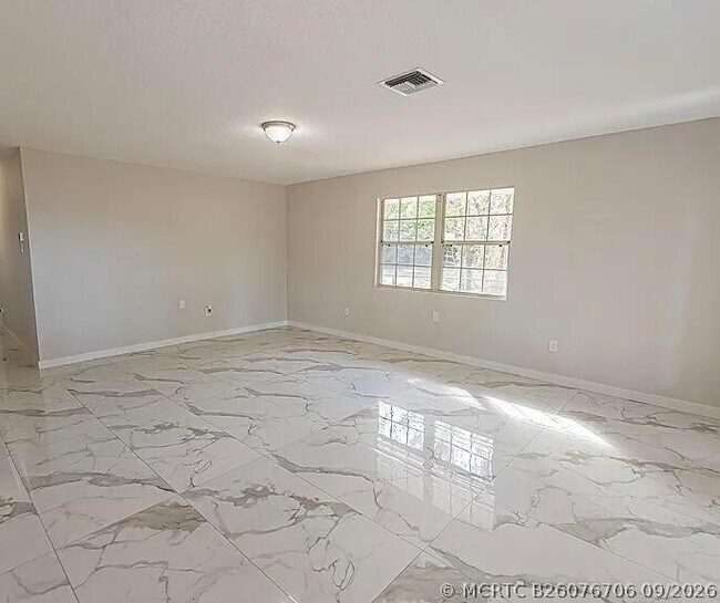 Foto del edificio - 2312 N 42nd St