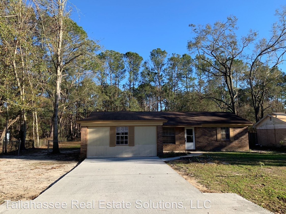 Primary Photo - 4 br, 2 bath House - 5651 Cypress Circle