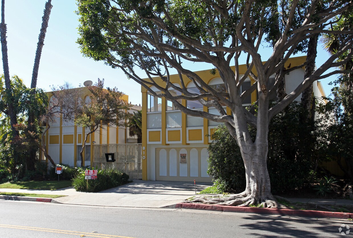 Foto del edificio - 810 20th St