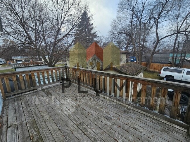 Building Photo - 929 S Johnson St