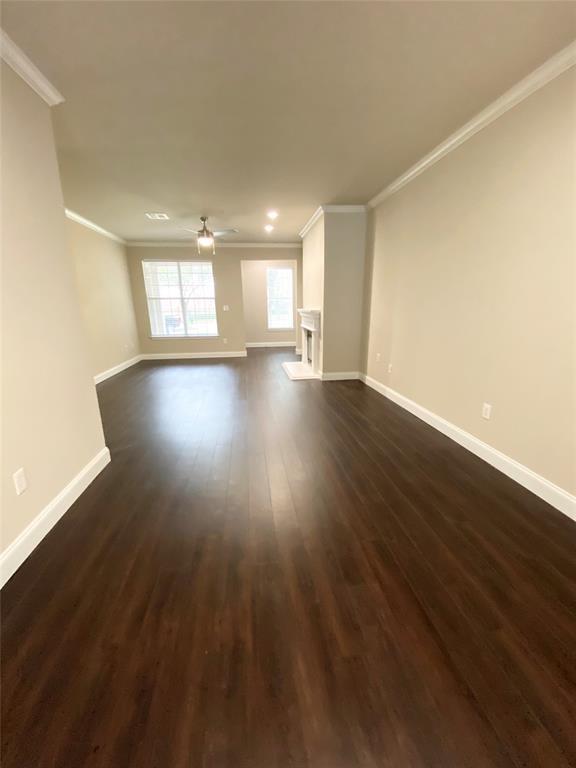 Foto del edificio - 5444 Caruth Haven Ln