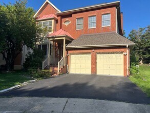 Building Photo - 3025 Windy Knoll Ct