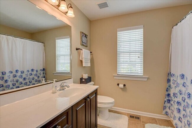 Building Photo - Energy efficient in Evans neighborhood of ...