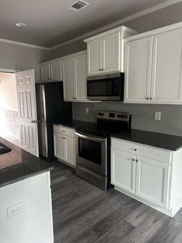 Building Photo - 3618 Acorn Dr