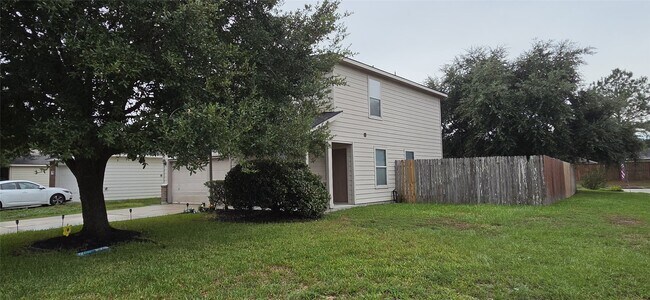 Foto del edificio - 4302 Pecos River Dr
