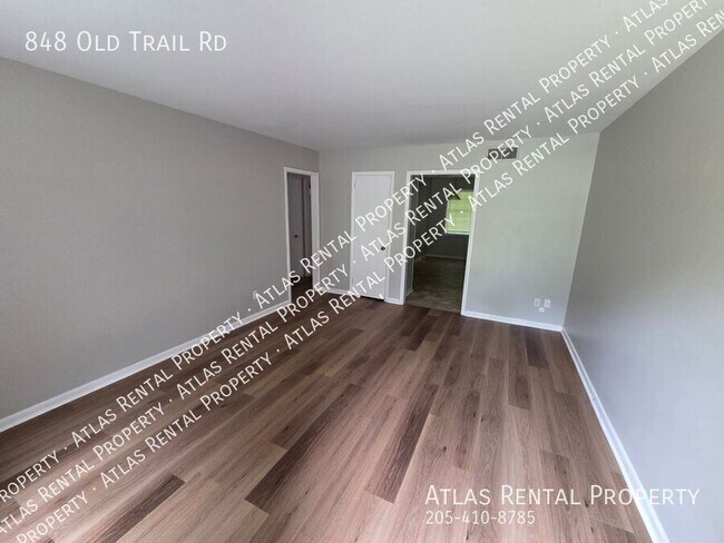 Foto del edificio - 848 Old Trail Rd