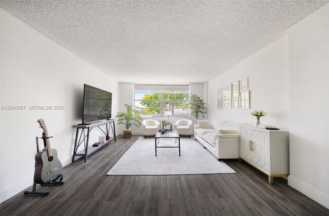Foto del edificio - 150 SE 25th Rd
