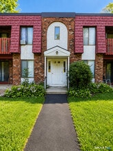 Building Photo - 20 Woodsedge Dr