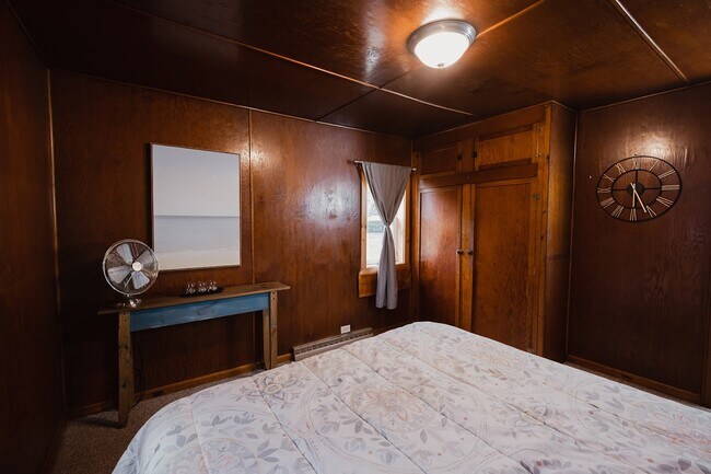 Foto del edificio - 7521 Water St