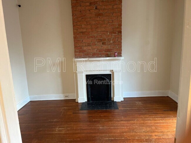 Foto del edificio - 413 S Laurel St