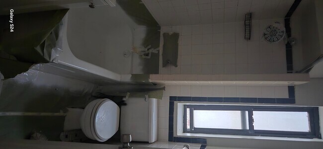 Foto del edificio - 328 E 19th St