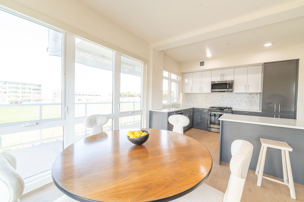 Kitchen with Wrap Around Balcony - One Piedmont