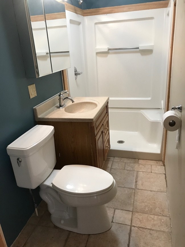 Bathroom - 509 Chestnut St