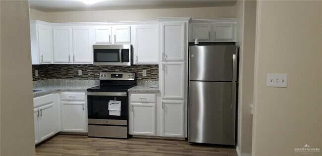 Foto del edificio - 14 Briggs Coleman Rd