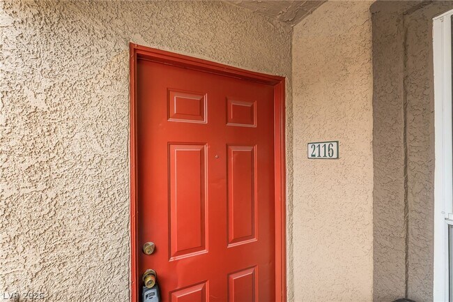 Foto del edificio - 2300 E Silverado Ranch Blvd