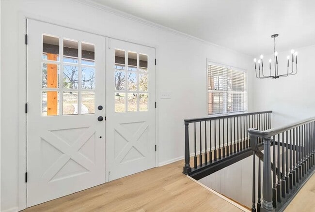 Building Photo - One-of-a-Kind Home in Prime Fayetteville L...